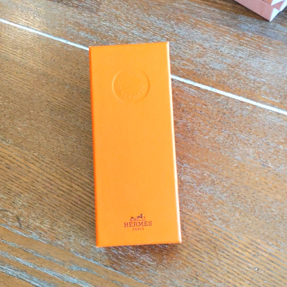 Hermes perfume box